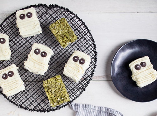 Halloween-Matcha-Mummy-Rice-Treats